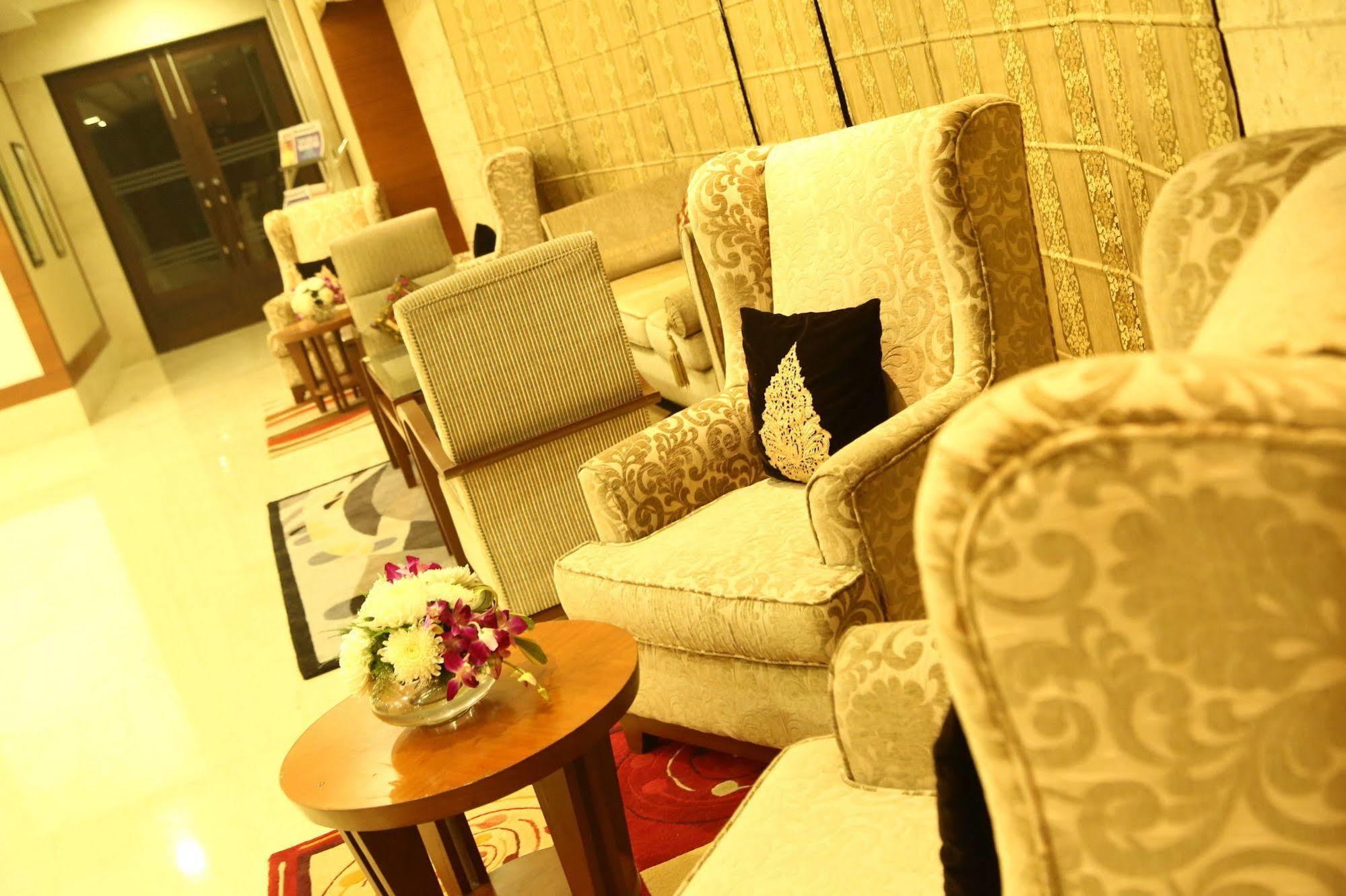 Grand Notting Hills Hotel And Resorts Új-Delhi Kültér fotó
